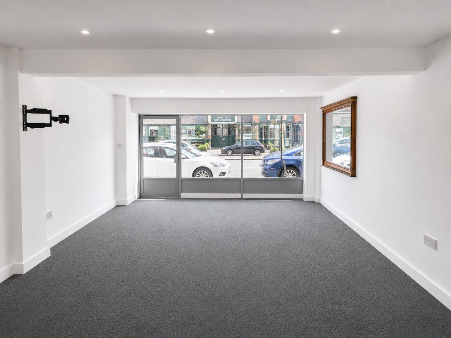 Images for High Street, Epping EAID: BID:cwc
