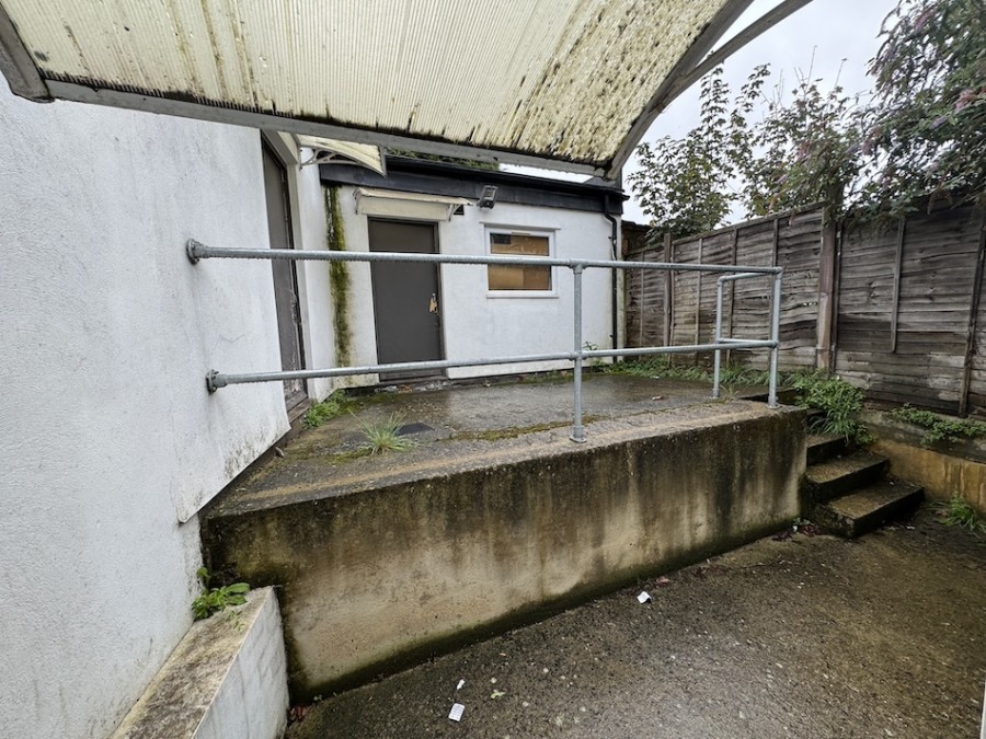 Images for Well Hall Parade, Eltham EAID: BID:cwc