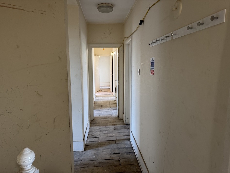 Images for Kilburn High Road, Kilburn EAID: BID:cwc