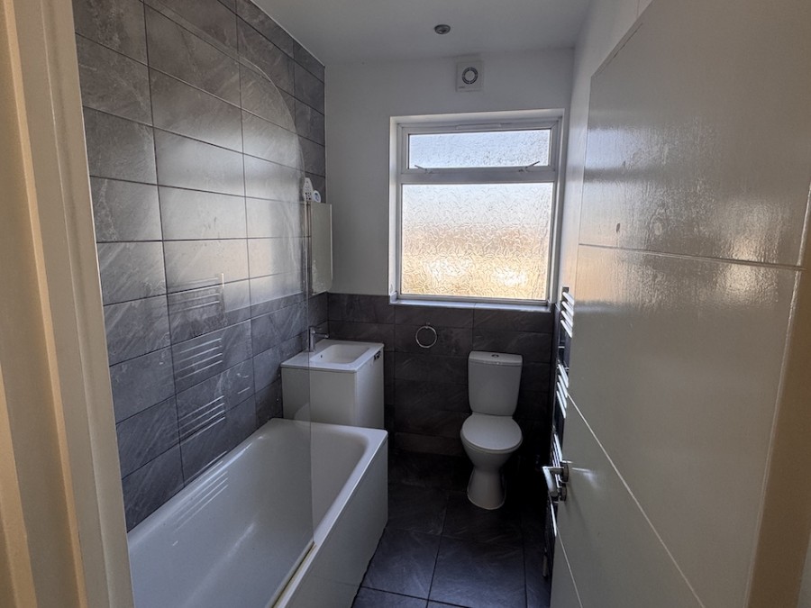 Images for Elm Parade, Elm Park Avenue, Hornchurch EAID: BID:cwc