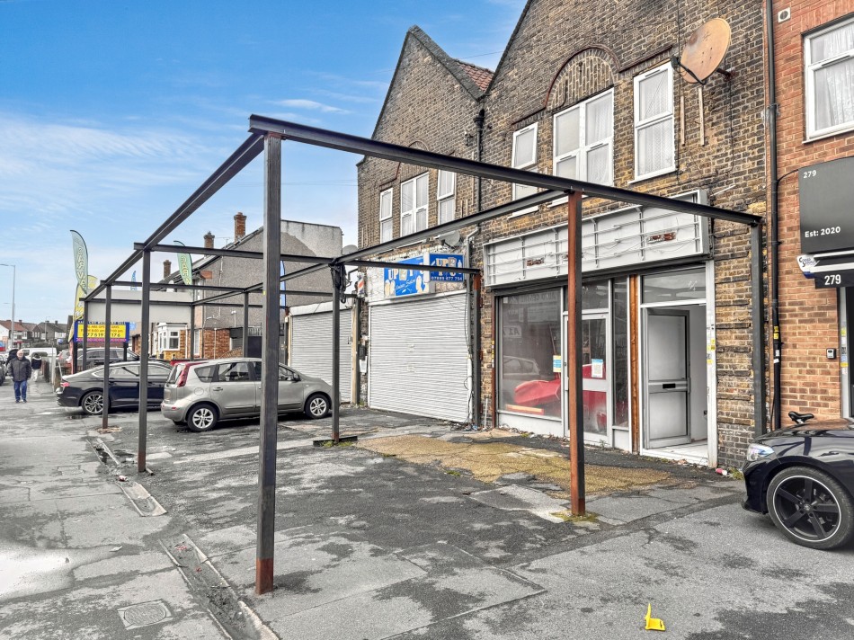 Images for Oxlow Lane, Dagenham EAID: BID:cwc