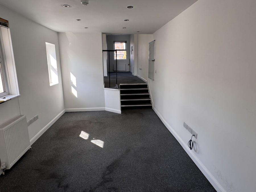 Images for Station Road, Chingford EAID: BID:cwc