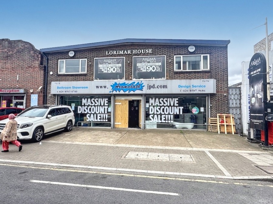 Images for High Road, Ilford EAID: BID:cwc