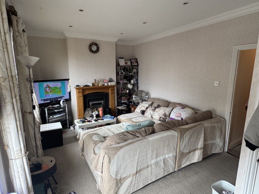 Images for St. Marys Lane, Upminster EAID: BID:cwc