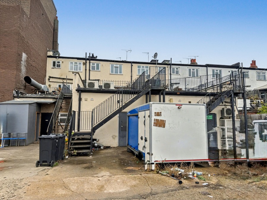 Images for High Street, Barkingside EAID: BID:cwc