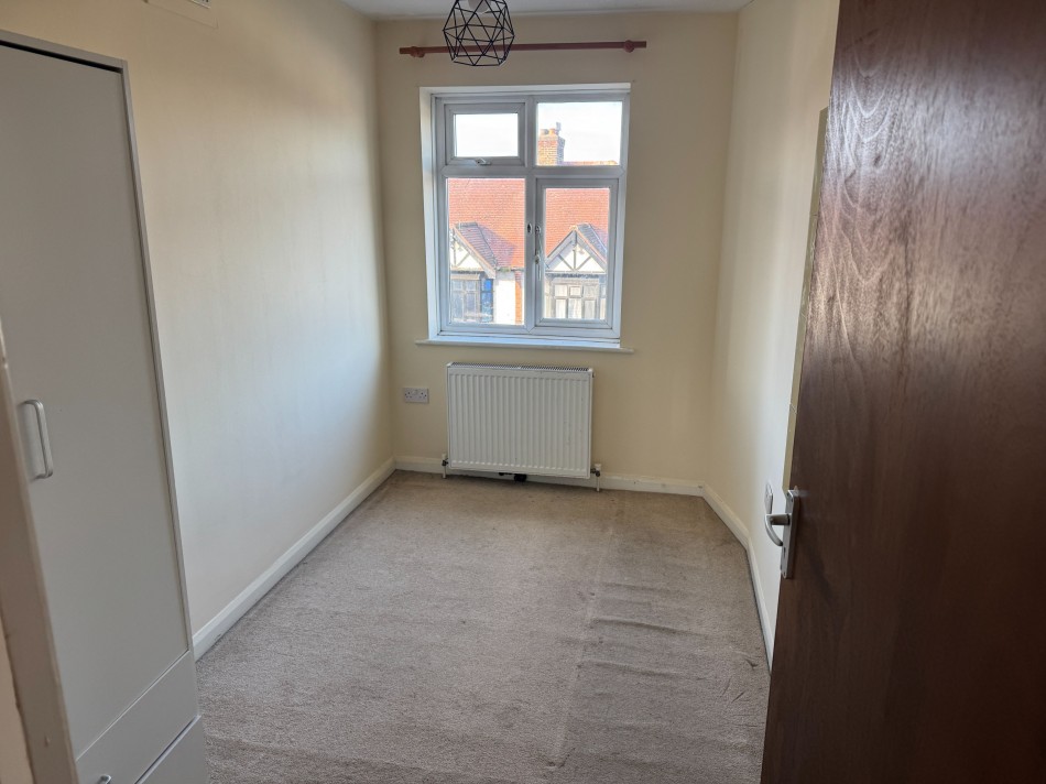 Images for High Street, Barkingside EAID: BID:cwc