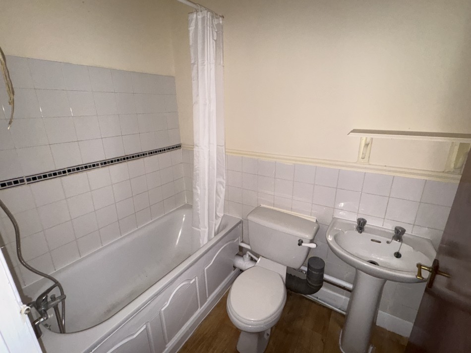 Images for High Road, Leytonstone EAID: BID:cwc