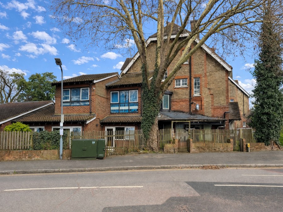 Images for Hermon Hill, South Woodford EAID: BID:cwc