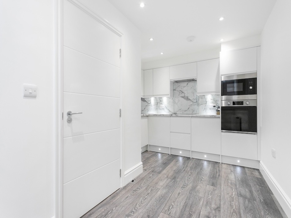 Images for Queens Road, Buckhurst Hill EAID: BID:cwc