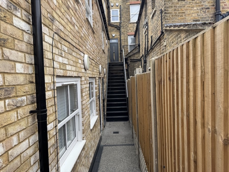 Images for Queens Road, Buckhurst Hill EAID: BID:cwc