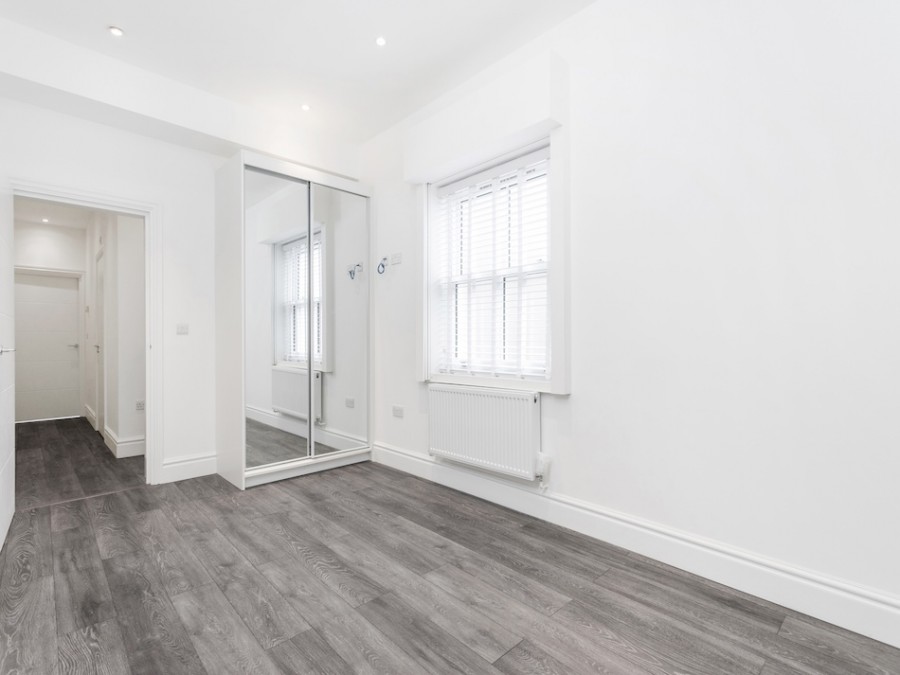 Images for Queens Road, Buckhurst Hill EAID: BID:cwc