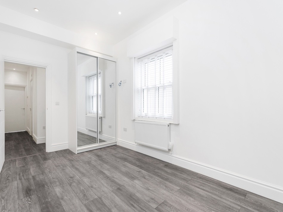 Images for Queens Road, Buckhurst Hill EAID: BID:cwc