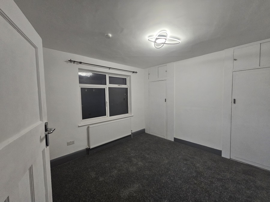 Images for Eastern Avenue, Ilford EAID: BID:cwc
