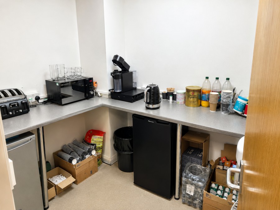Images for High Road, Woodford Green EAID: BID:cwc