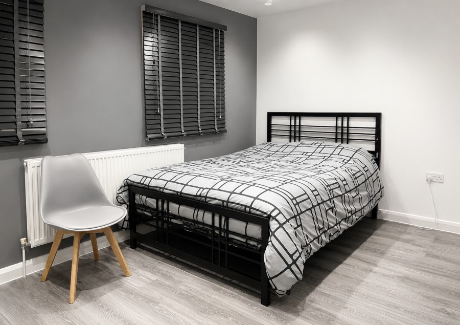 Images for Oaklands Park Avenue, Ilford EAID: BID:cwc